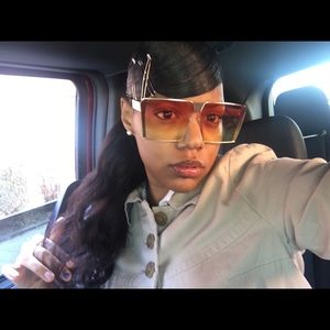 Meet your Posher, Tyra